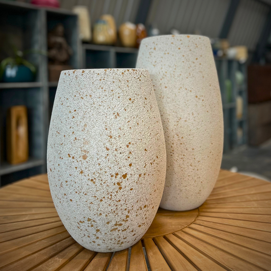 Bloom Story – Hand-Painted Ceramic Pot