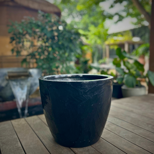 Terra – Tapered Glossy Fiber Planter