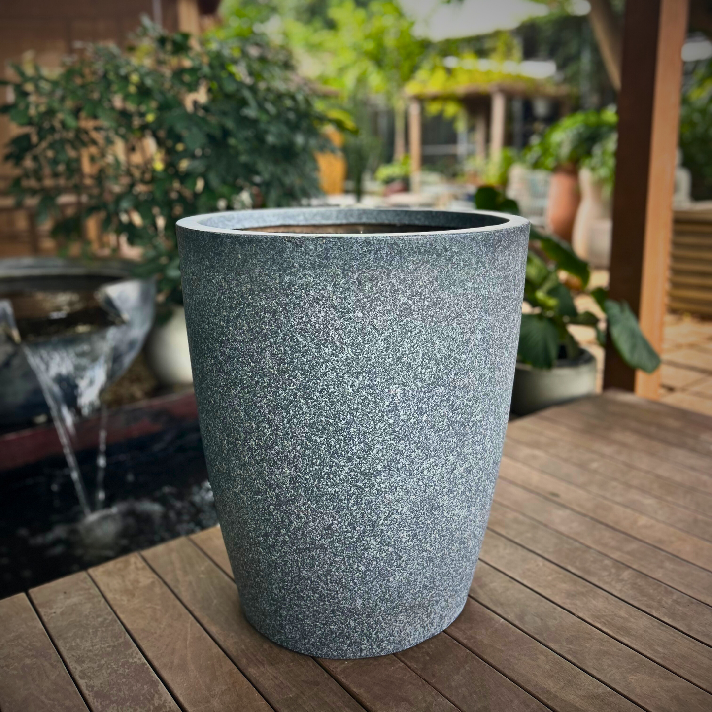 Striata – Luxe Fiber Planter