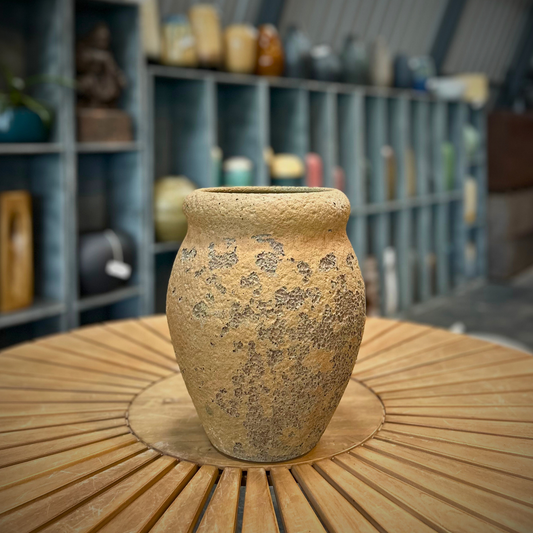 Geo Edge – Geometric Ceramic Vase